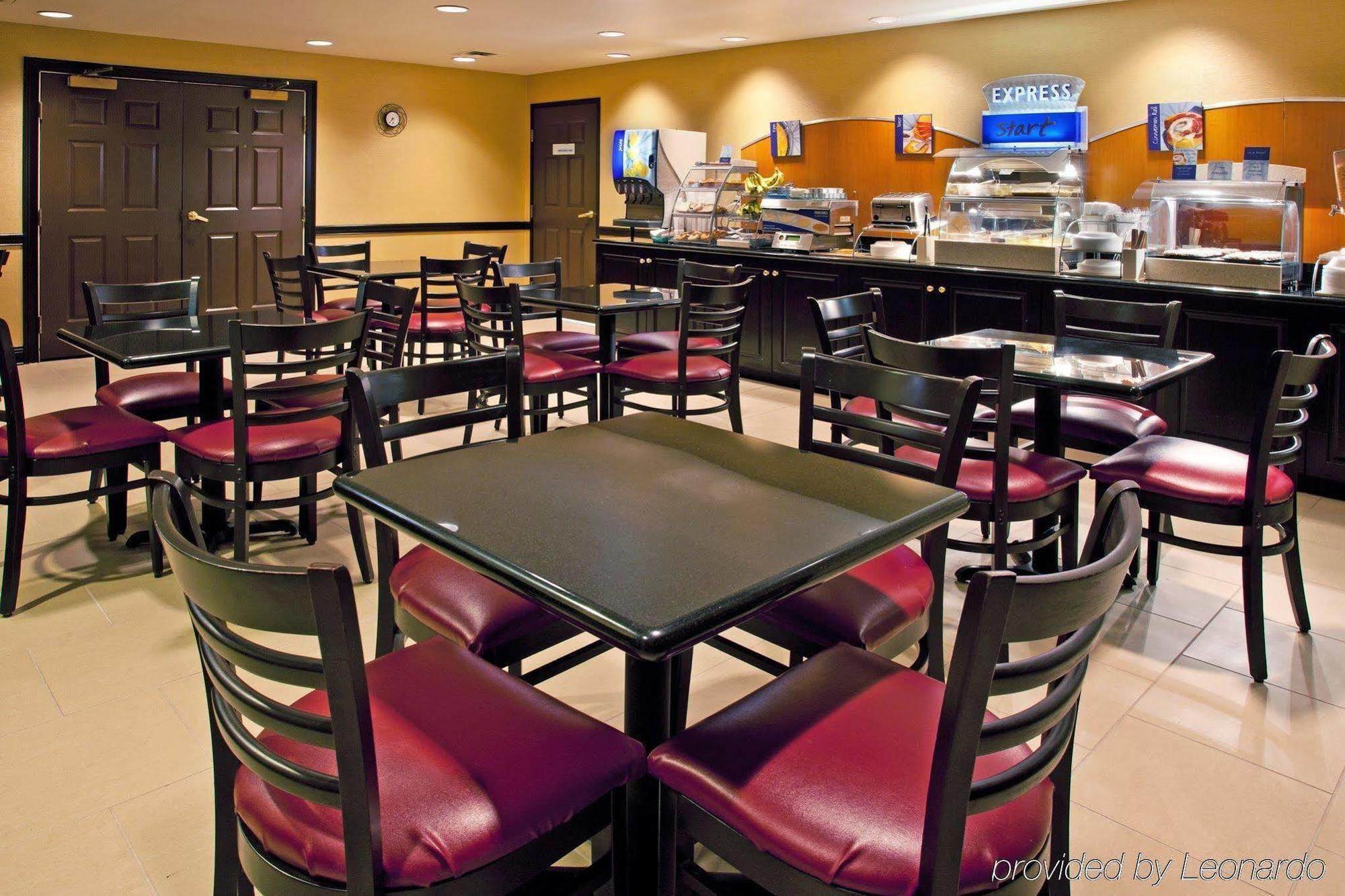 Holiday Inn Express & Suites Columbus East - Reynoldsburg By Ihg Restaurang bild